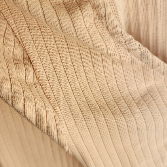 PAC Cares Sand color crop top size M - Picture 2 of 4